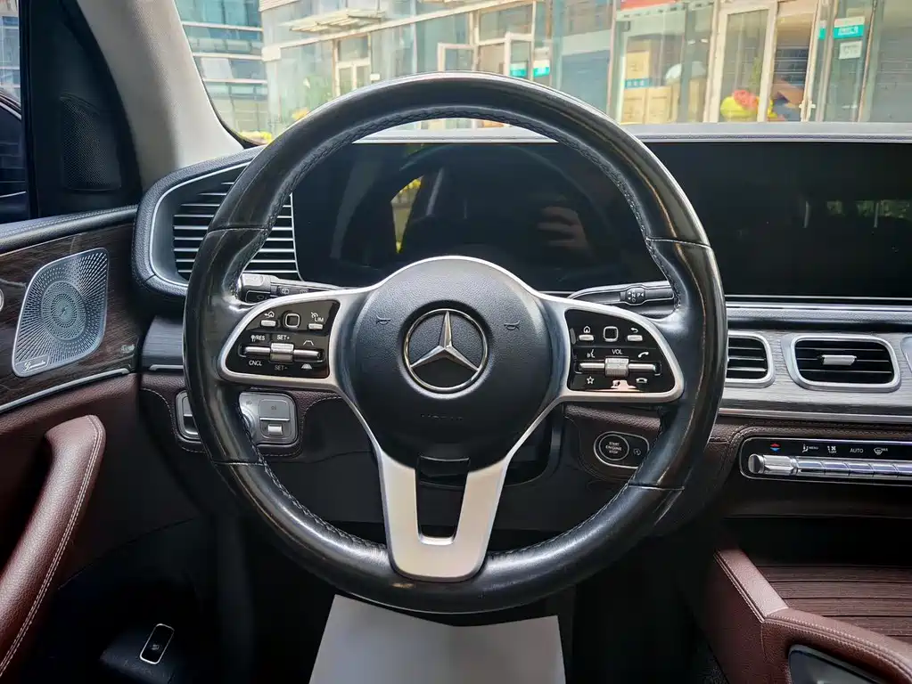 Mercedes-Benz GLS 2021 — фото 17