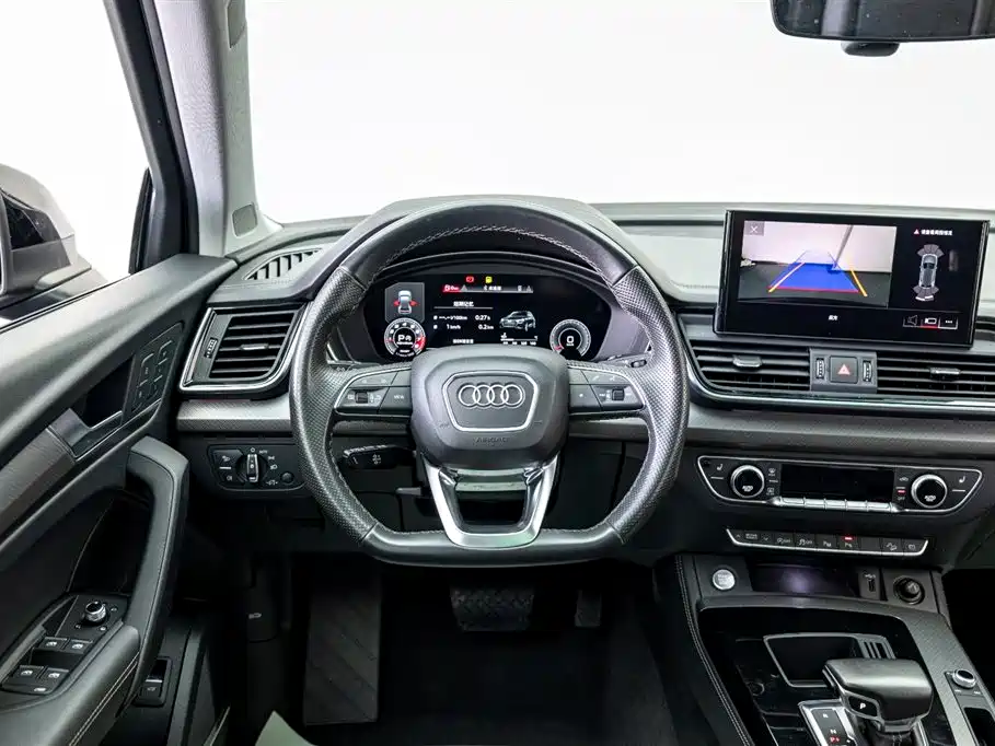 Audi Q5L 2021 — фото 19
