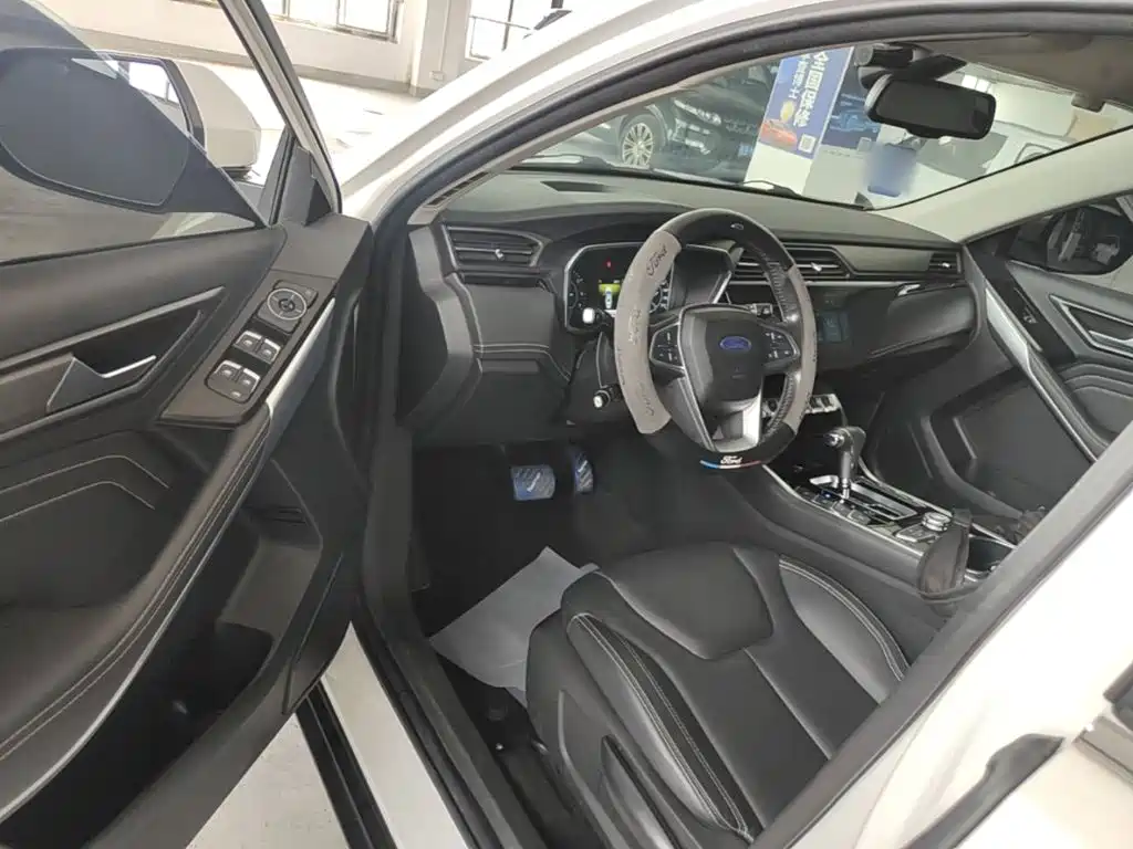 Ford Territory 2019 — фото 16