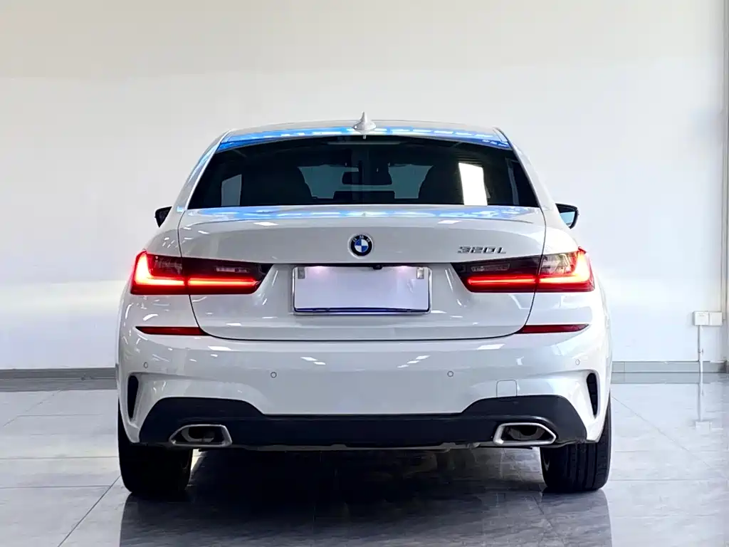 BMW 3 Series 2021