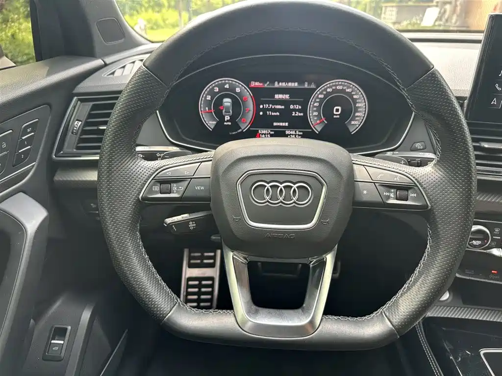 Audi Q5L Sportback 2021 — фото 10