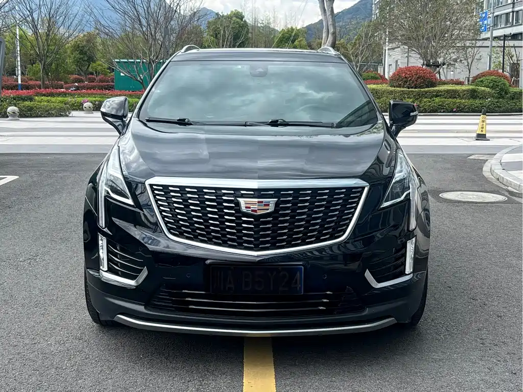 Cadillac XT5 2021 — фото 2