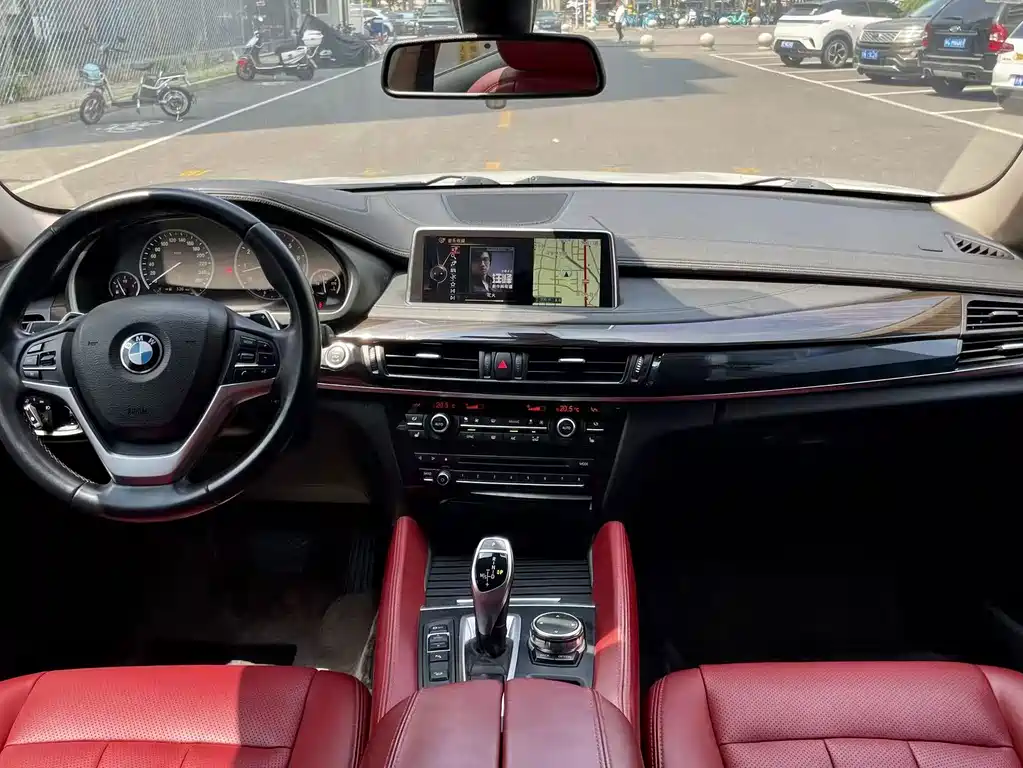 BMW X6 2015 — фото 9