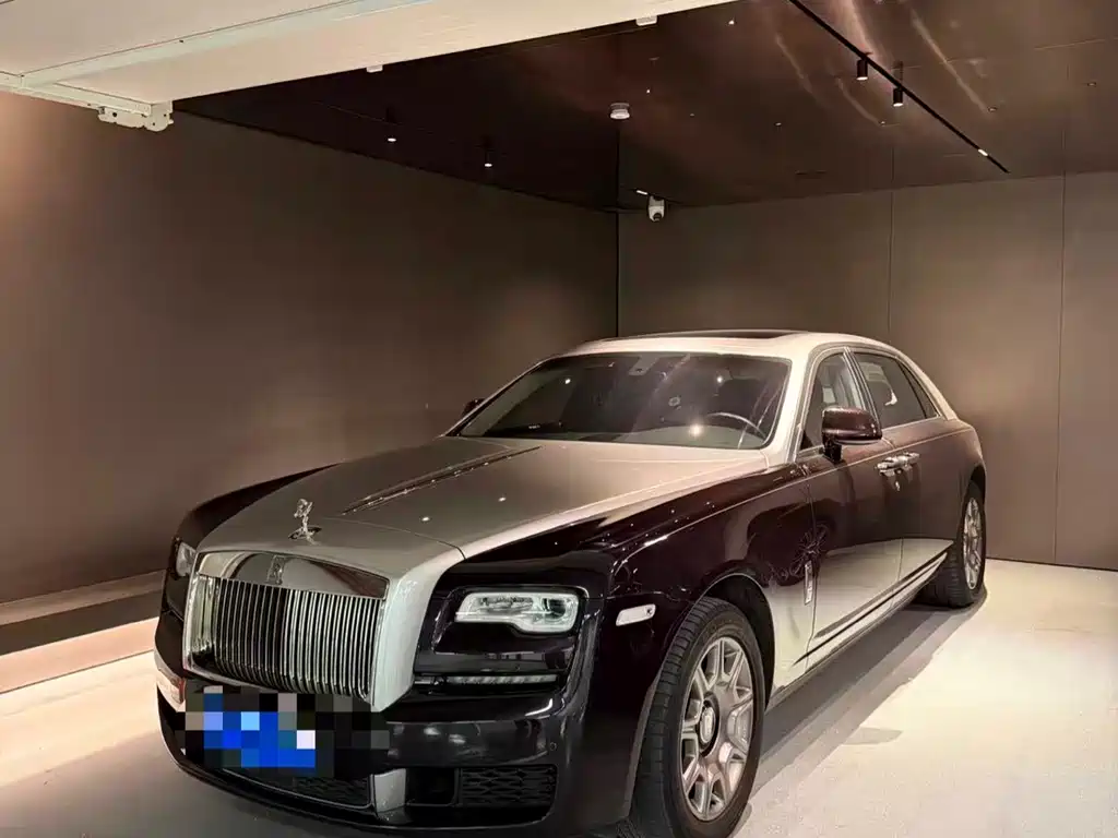 Rolls-Royce Ghost 2018 — фото 1