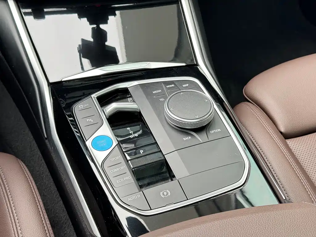 BMW i3 2024 — фото 14