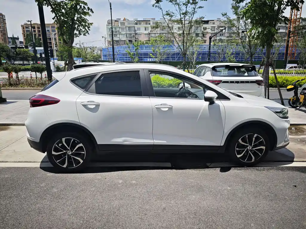 Geely Emgrand GS 2020 — фото 3
