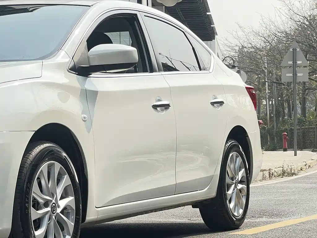 Nissan Sylphy 2023 — фото 10