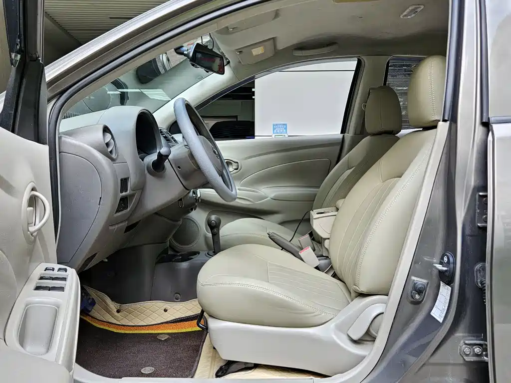 Nissan Sunny 2012 — фото 9