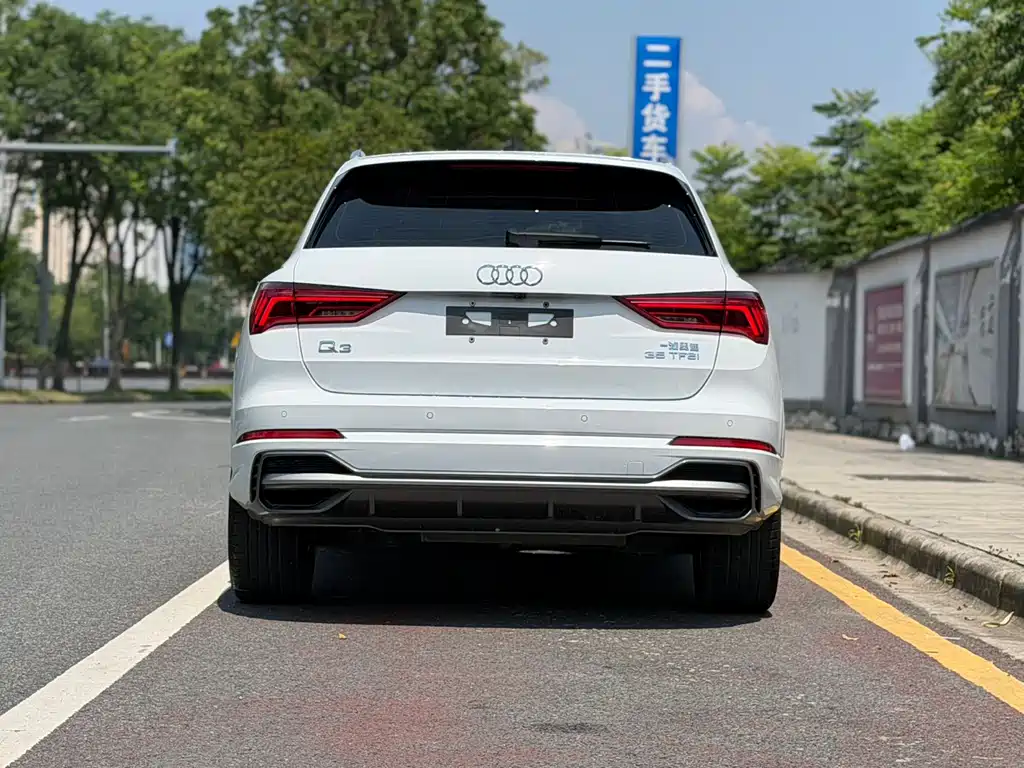 Audi Q3 2022