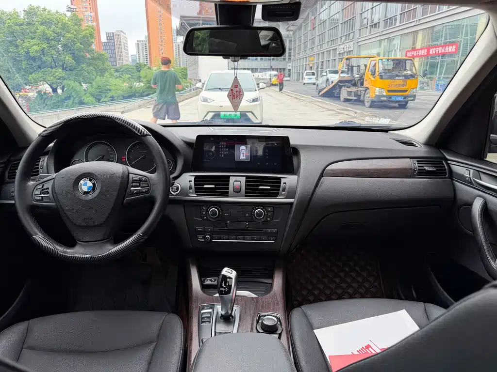 BMW X3 2016 — фото 14
