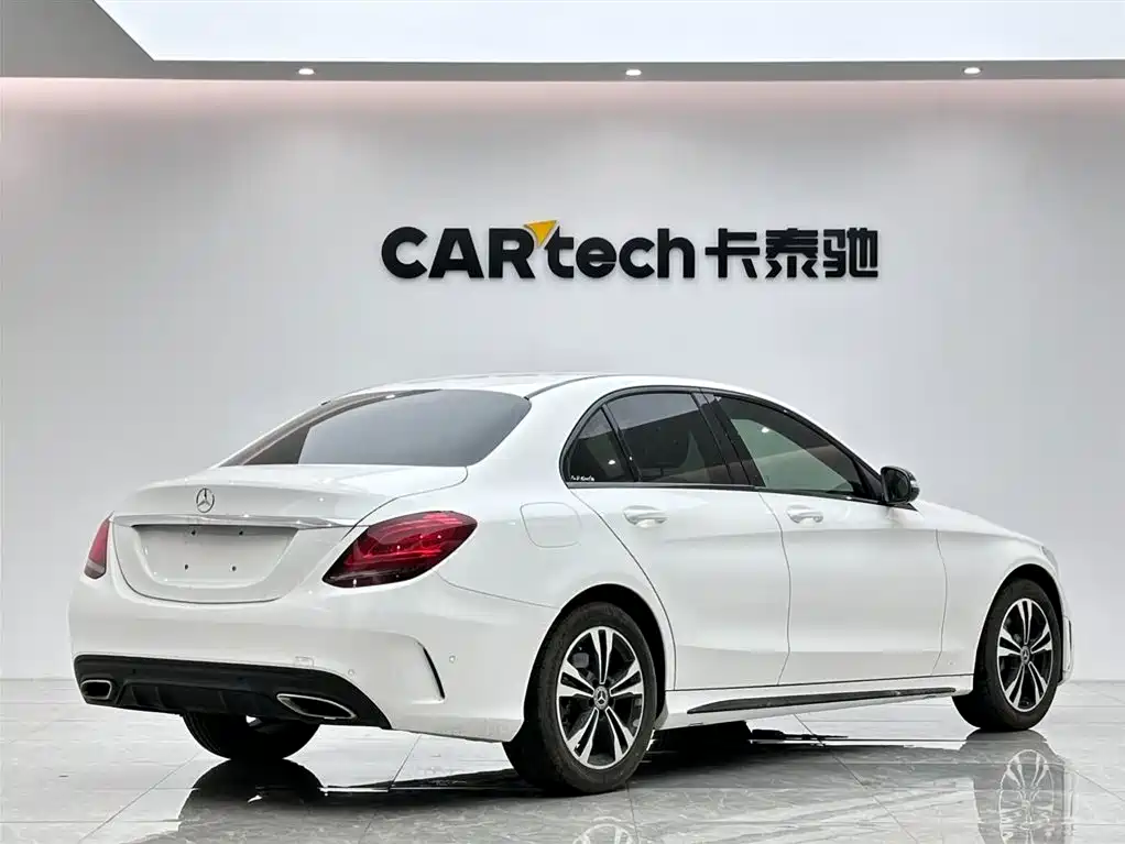 Mercedes-Benz C-Class 2019 — фото 5