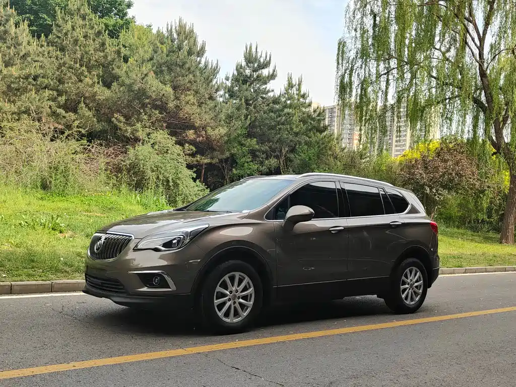 Buick Envision Plus 2016 — фото 1