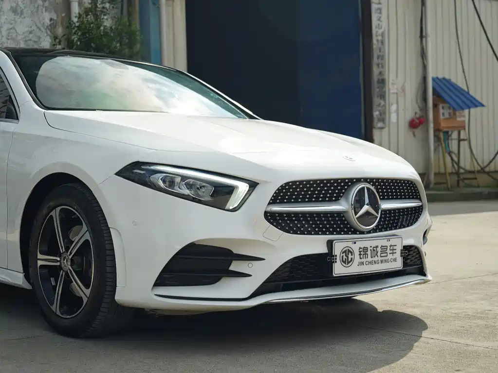 Mercedes-Benz A-Class 2022 — фото 7