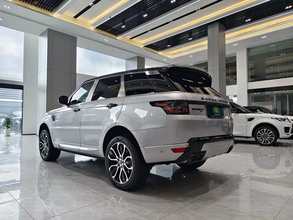 Land Rover Sport 2022 — фото 17