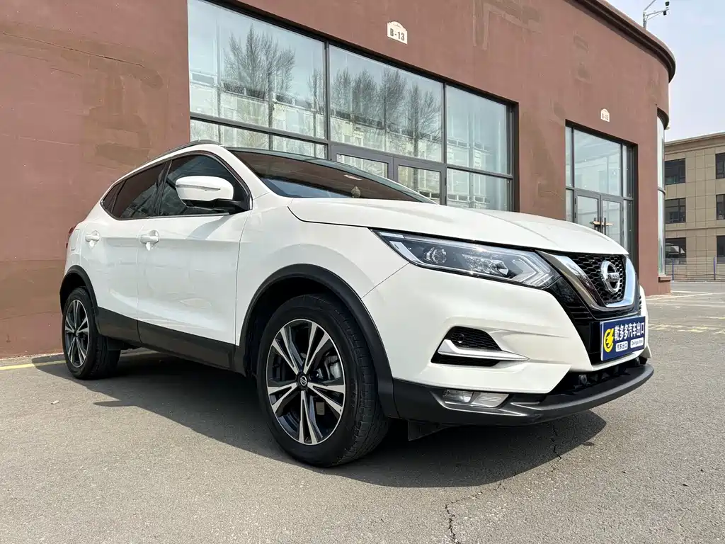 Nissan Qashqai 2023 — фото 3
