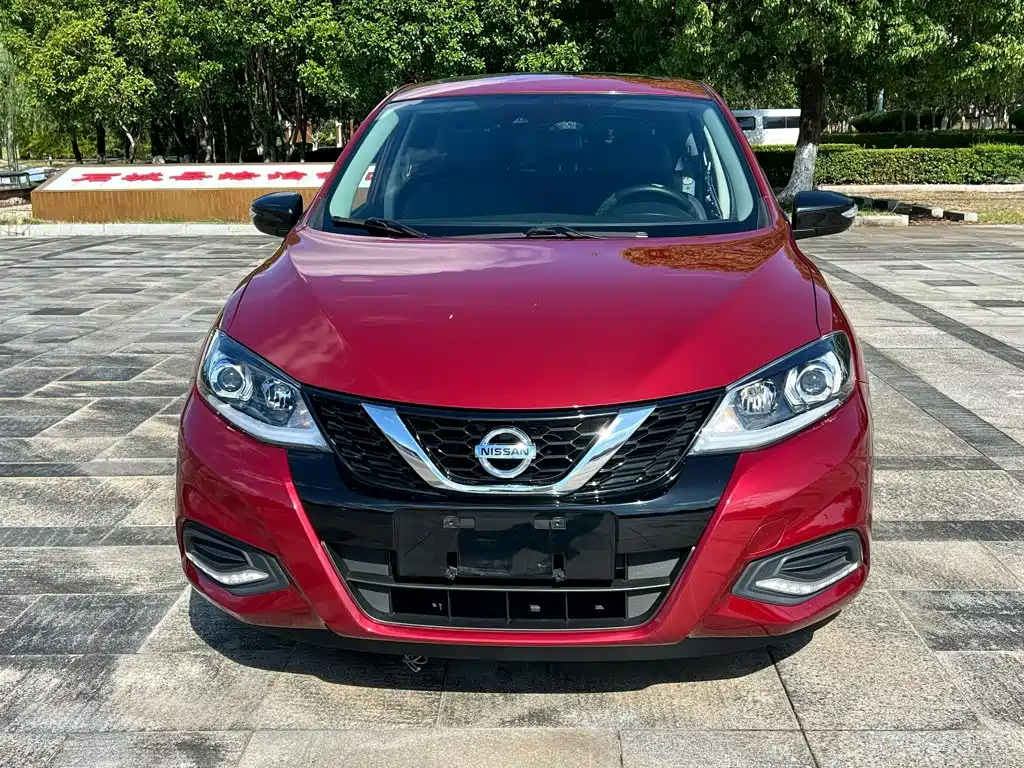 Nissan Tiida 2023
