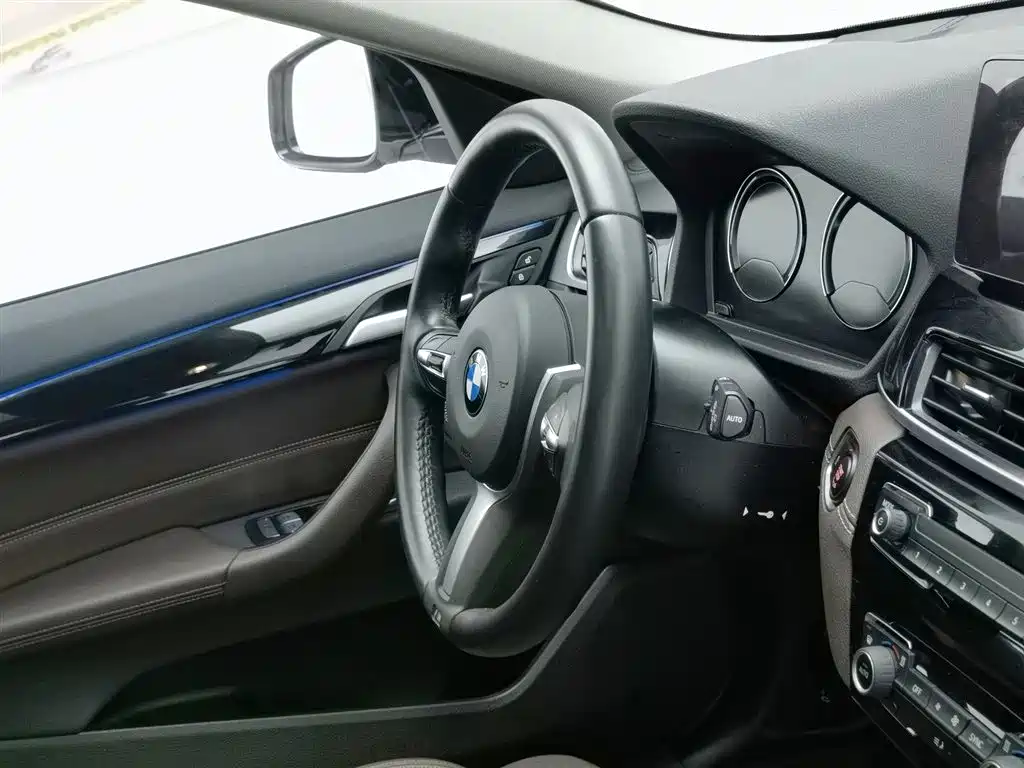 BMW X2 2021 — фото 22