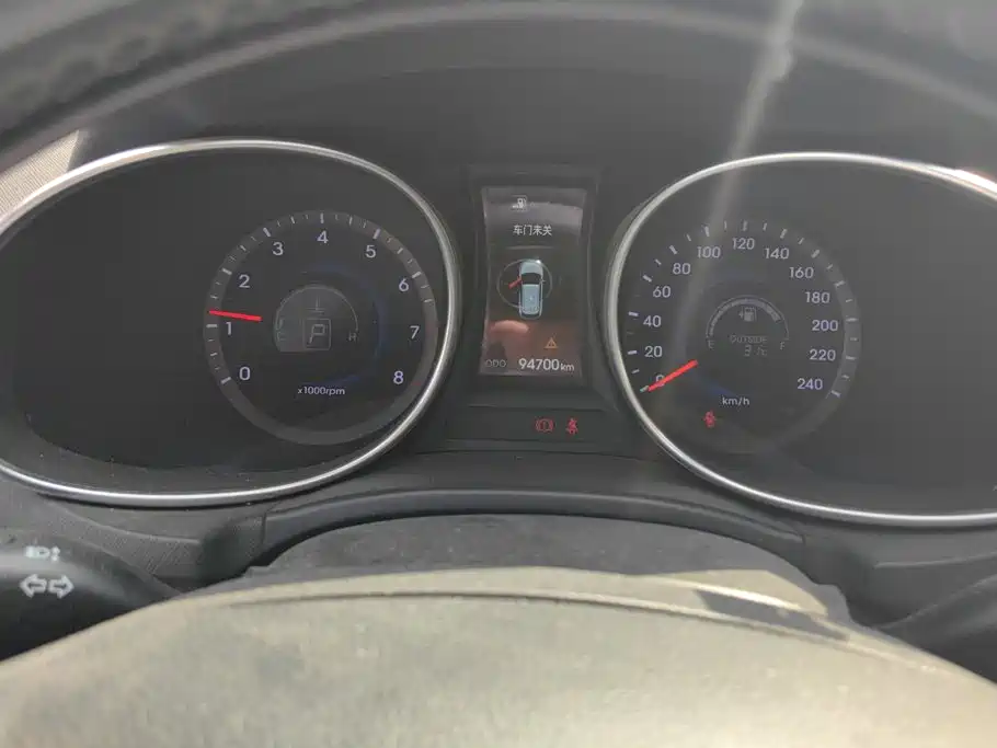 Hyundai Santa Fe 2015 — фото 14