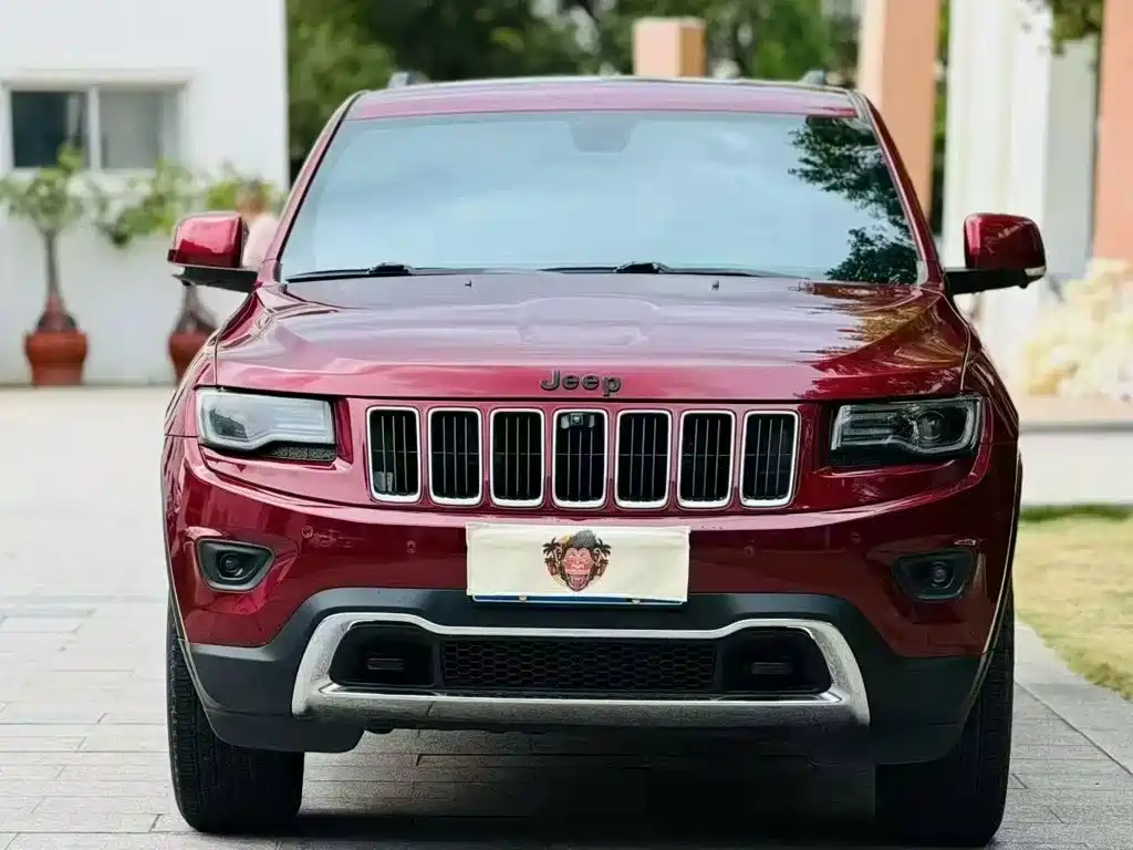 Jeep Grand Cherokee 2015 — фото 3