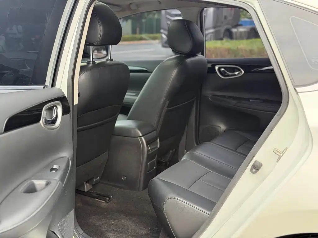 Nissan Sylphy 2017 — фото 14