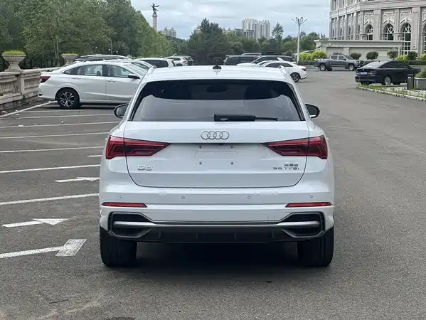 Audi Q3 2023