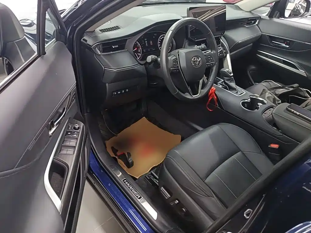 Toyota Harrier 2023 — фото 16