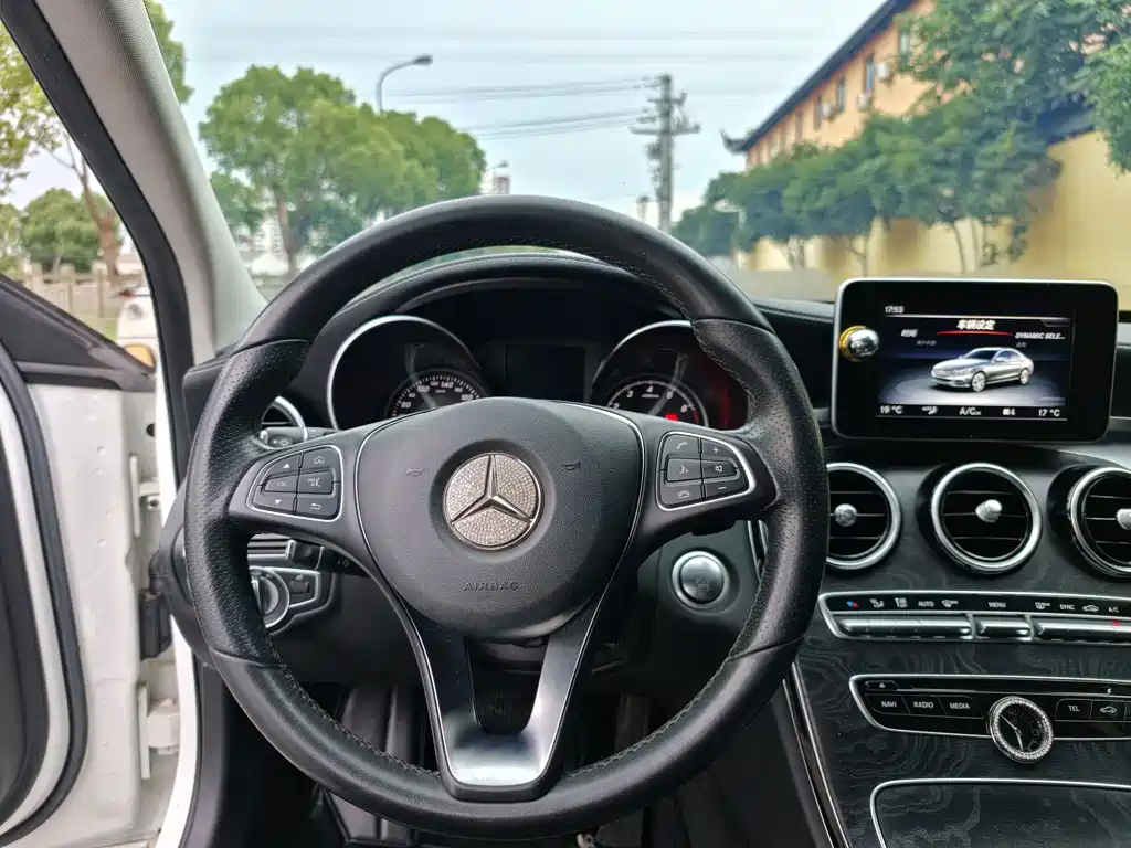 Mercedes-Benz C-Class 2017 — фото 13