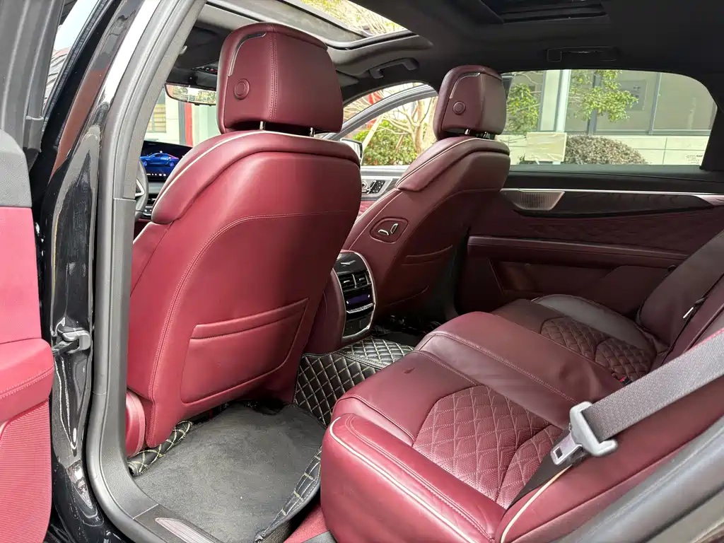 Cadillac CT6 2024 — фото 14