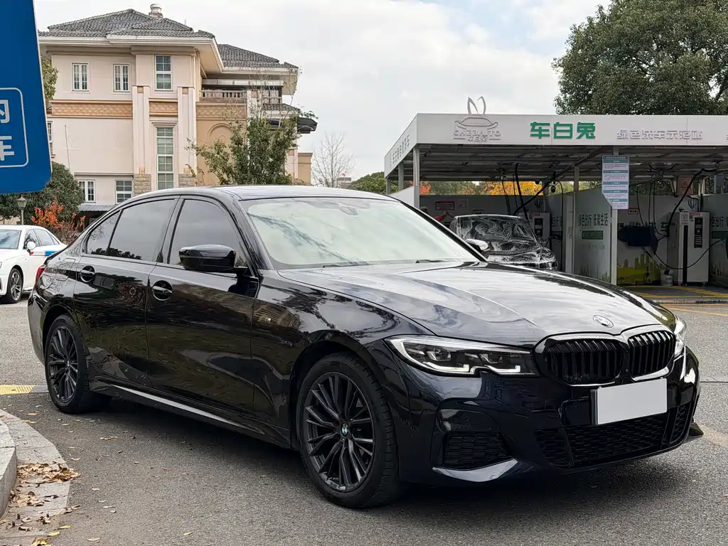 BMW 3 Series 2022