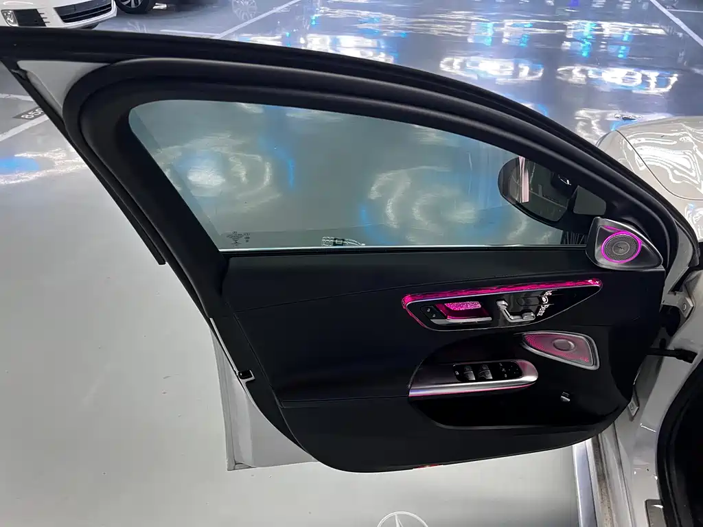 Mercedes-Benz C-Class 2022