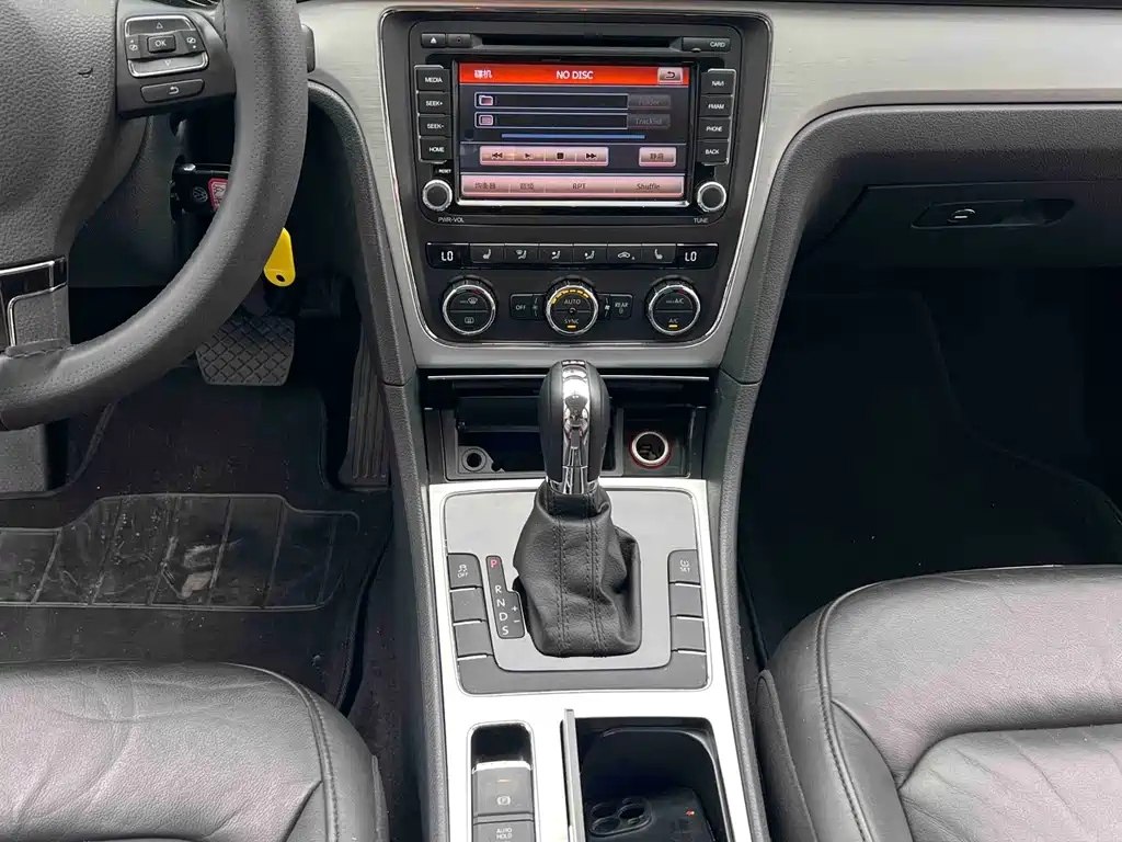 Volkswagen Passat 2015