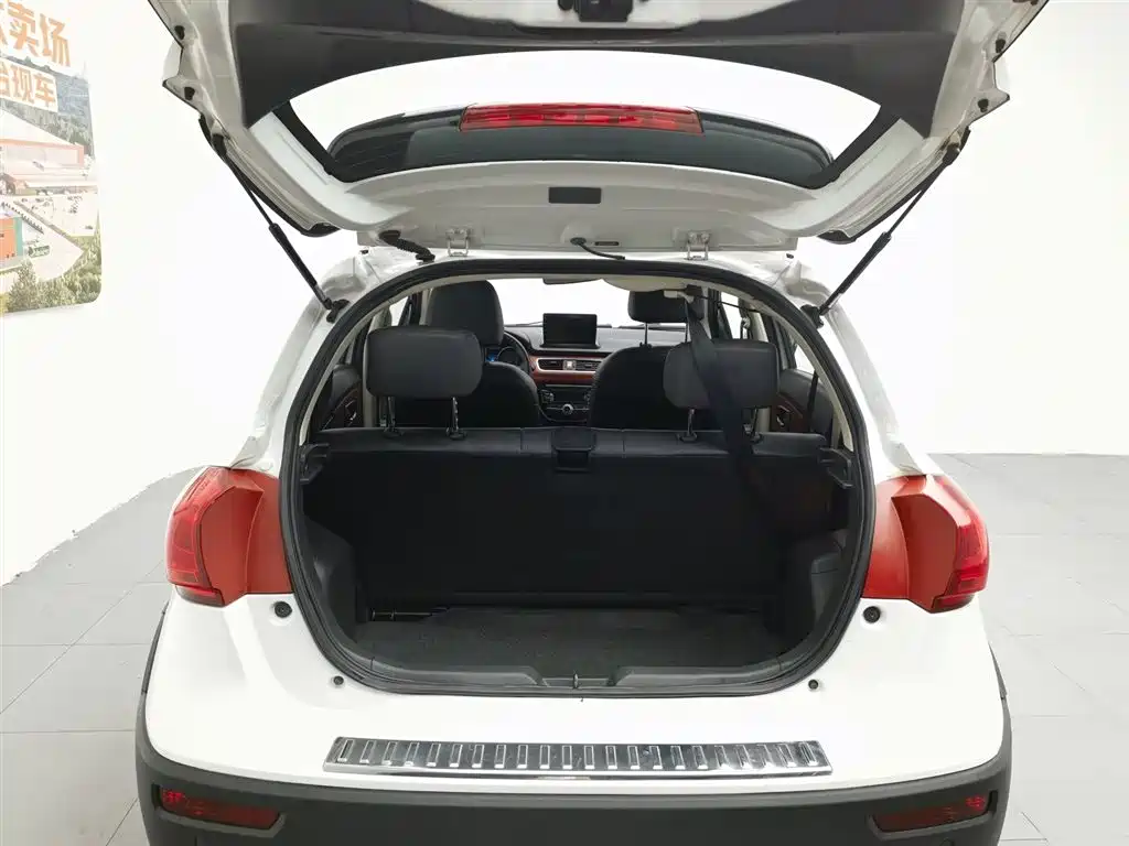 Haval H1 2014 — фото 16
