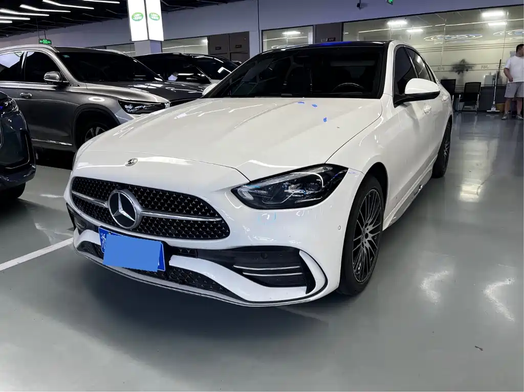 Mercedes-Benz C-Class 2022