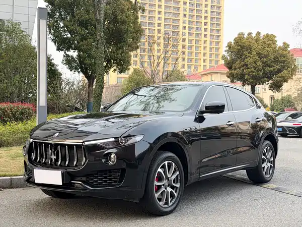 Maserati Levante 2016