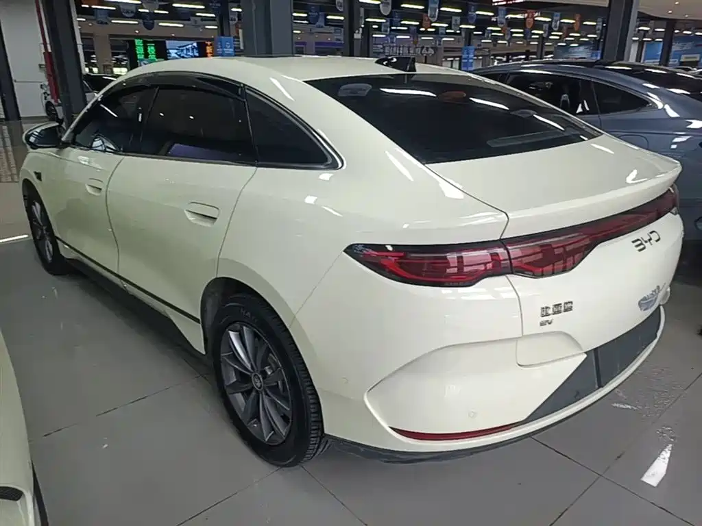 BYD Qin L 2025 — фото 5