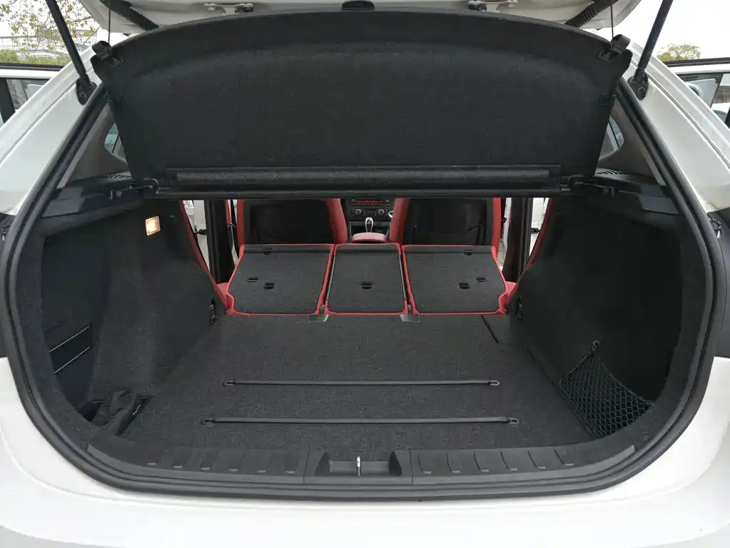 BMW X1 2013 — фото 17