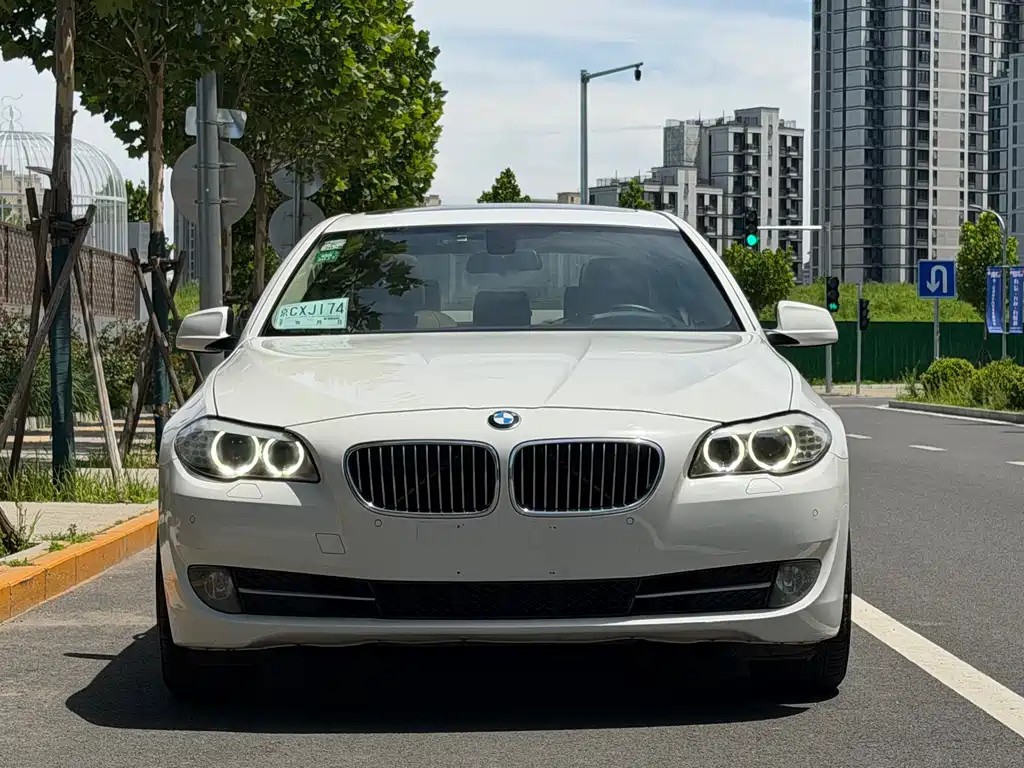BMW 5 Series 2013 — фото 2