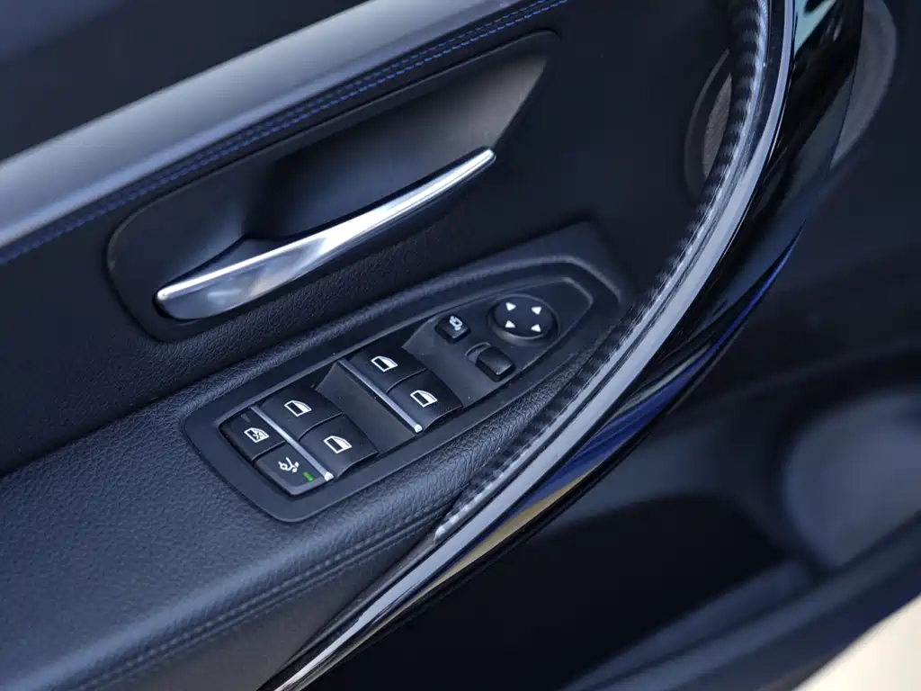 BMW 3 Series GT 2020 — фото 16