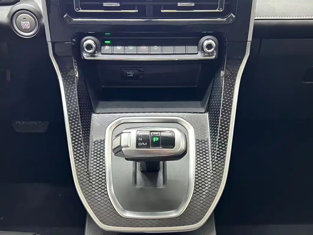 Haval M6 2023 — фото 10