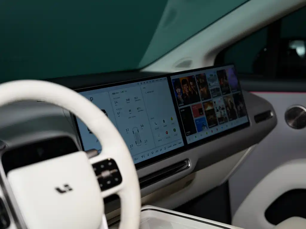 Li Auto i8 2025 — фото 18