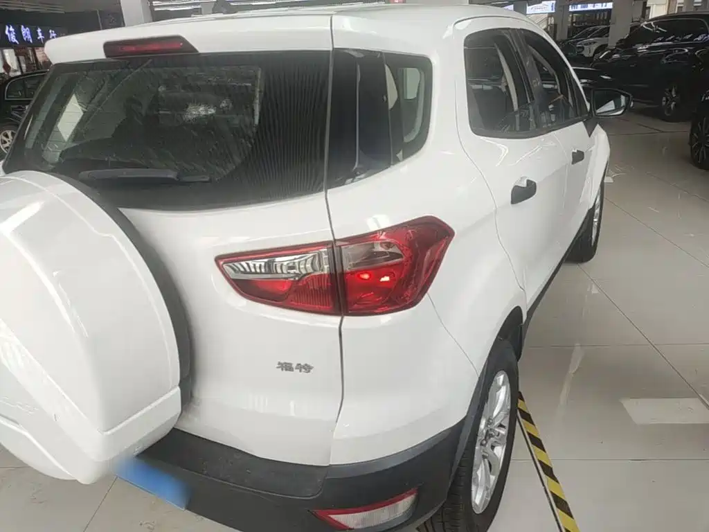 Ford EcoSport 2020 — фото 7