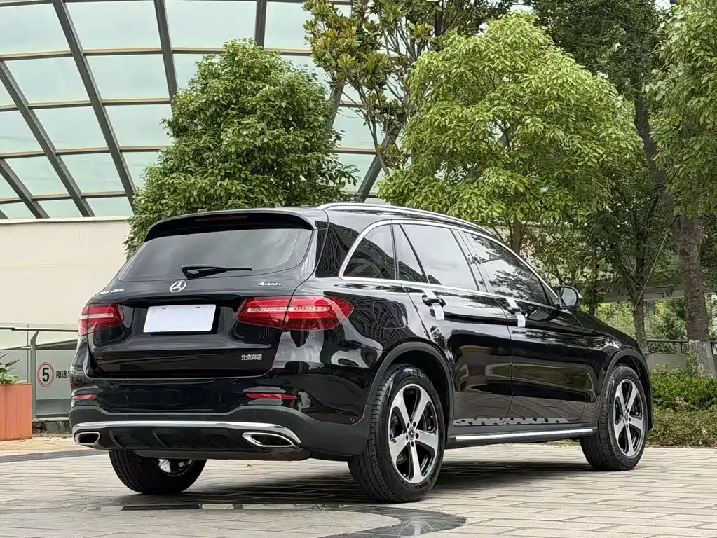 Mercedes-Benz GLC 2018 — фото 7