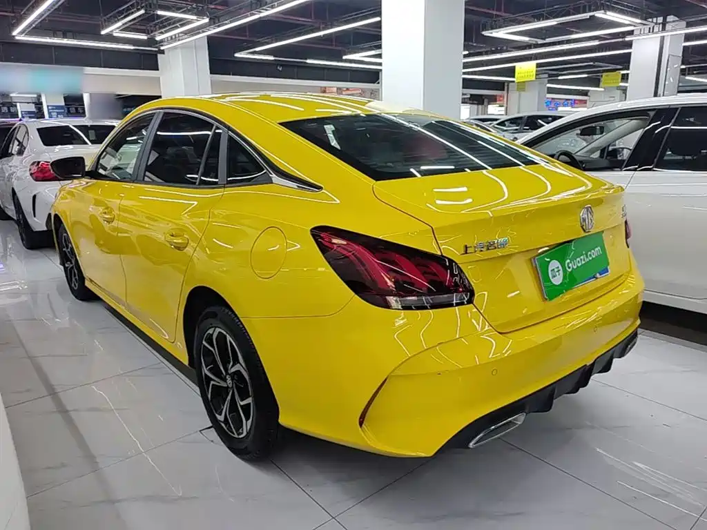 MG MG5 2021