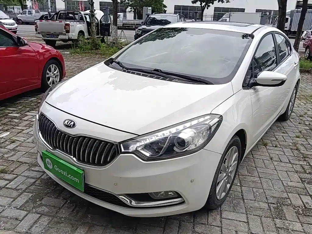 Kia K3 2016