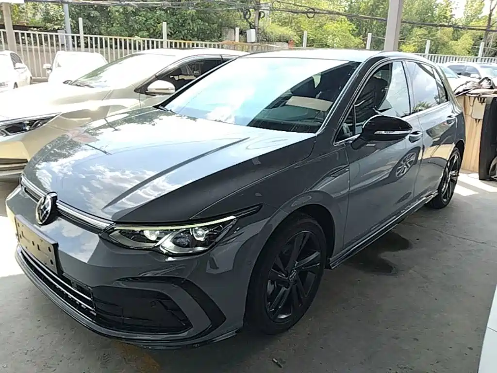 Volkswagen Golf 2024