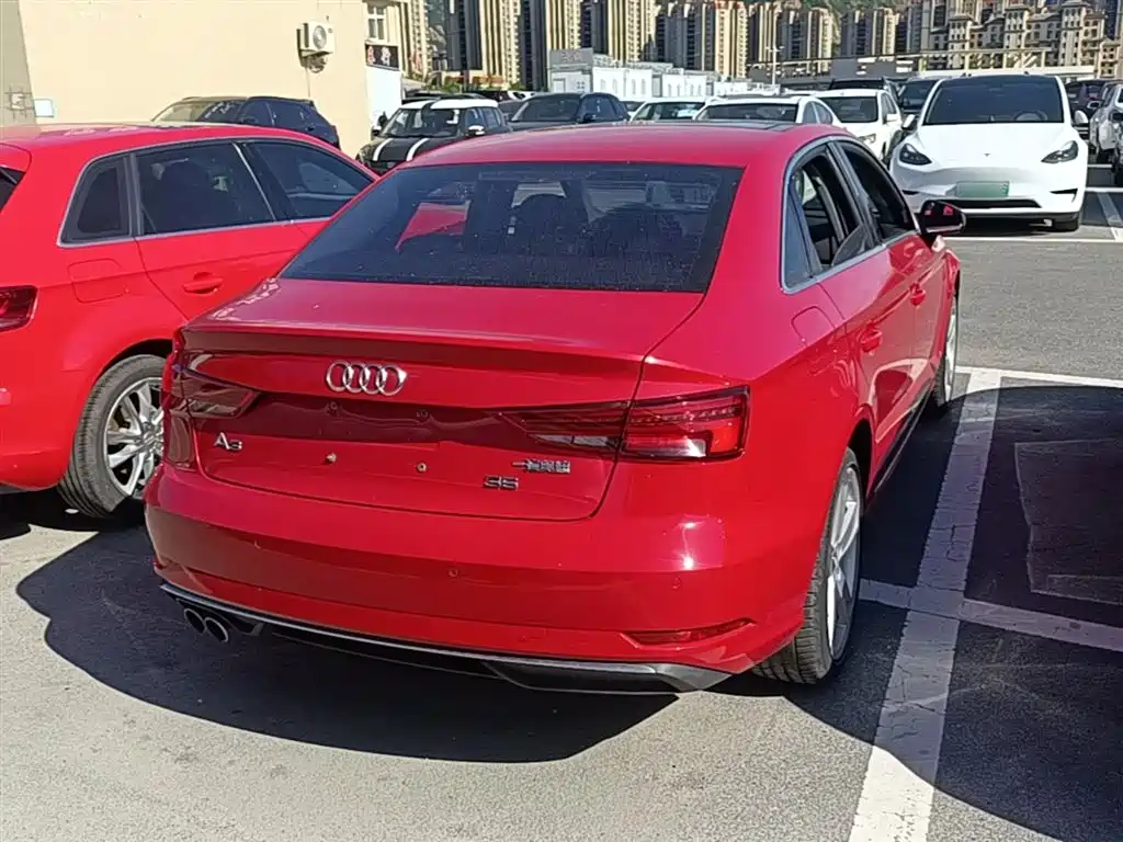 Audi A3 2017 — фото 7