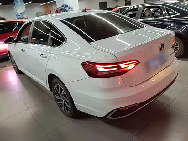Volkswagen Lavida 2024
