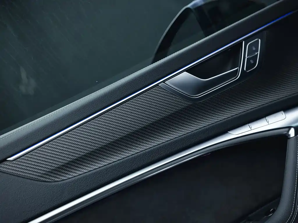 Audi RS 6 2021 — фото 8