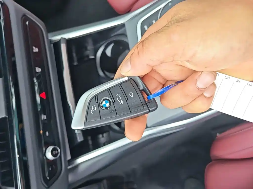 BMW i3 2025 — фото 9