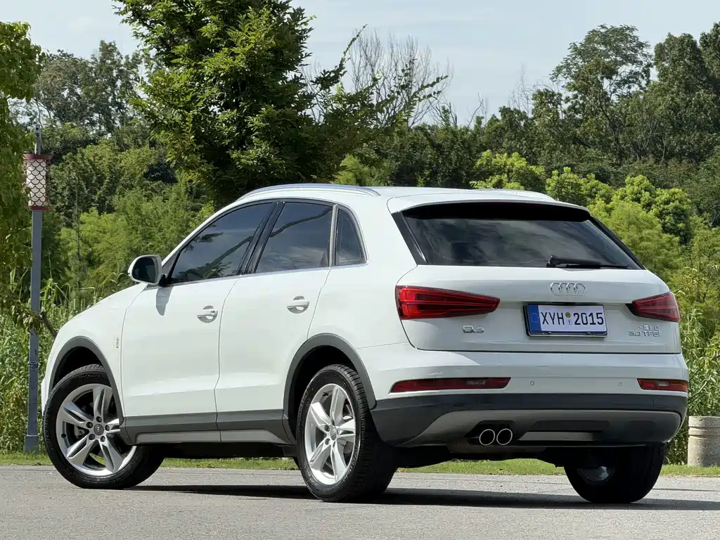 Audi Q3 2018 — фото 20